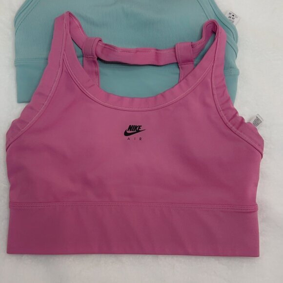 Nike Dri-Fit Active Sports Bras Size extra small - Picture 2 of 3